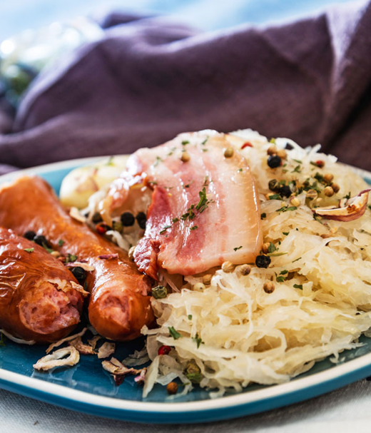 Elzasser zuurkool met Frankfurters