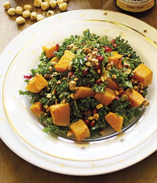 Boerenkool salade met pompoen en hazelnoten