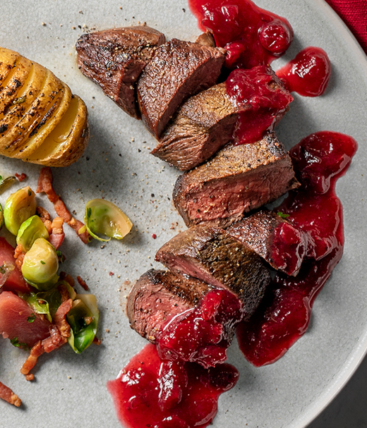 Hertenbiefstuk met cranberrysaus