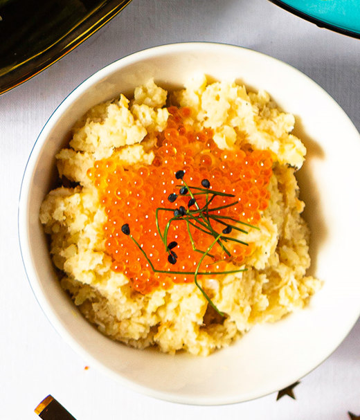 Gerookte foreldip met zalmeitjes 
