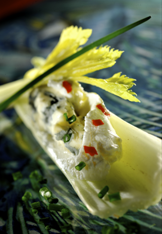 Bleekselderij met mascarpone en blauwaderkaas